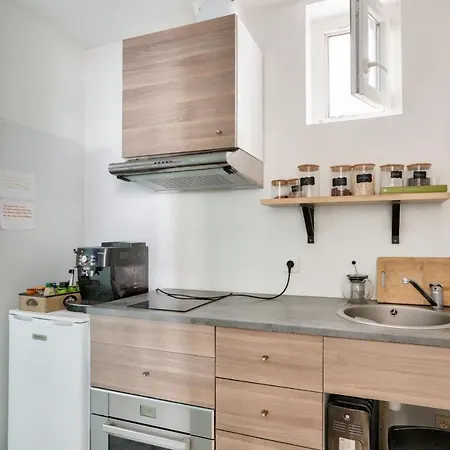 Charming For 2 - Montmartre 18e Lägenhet